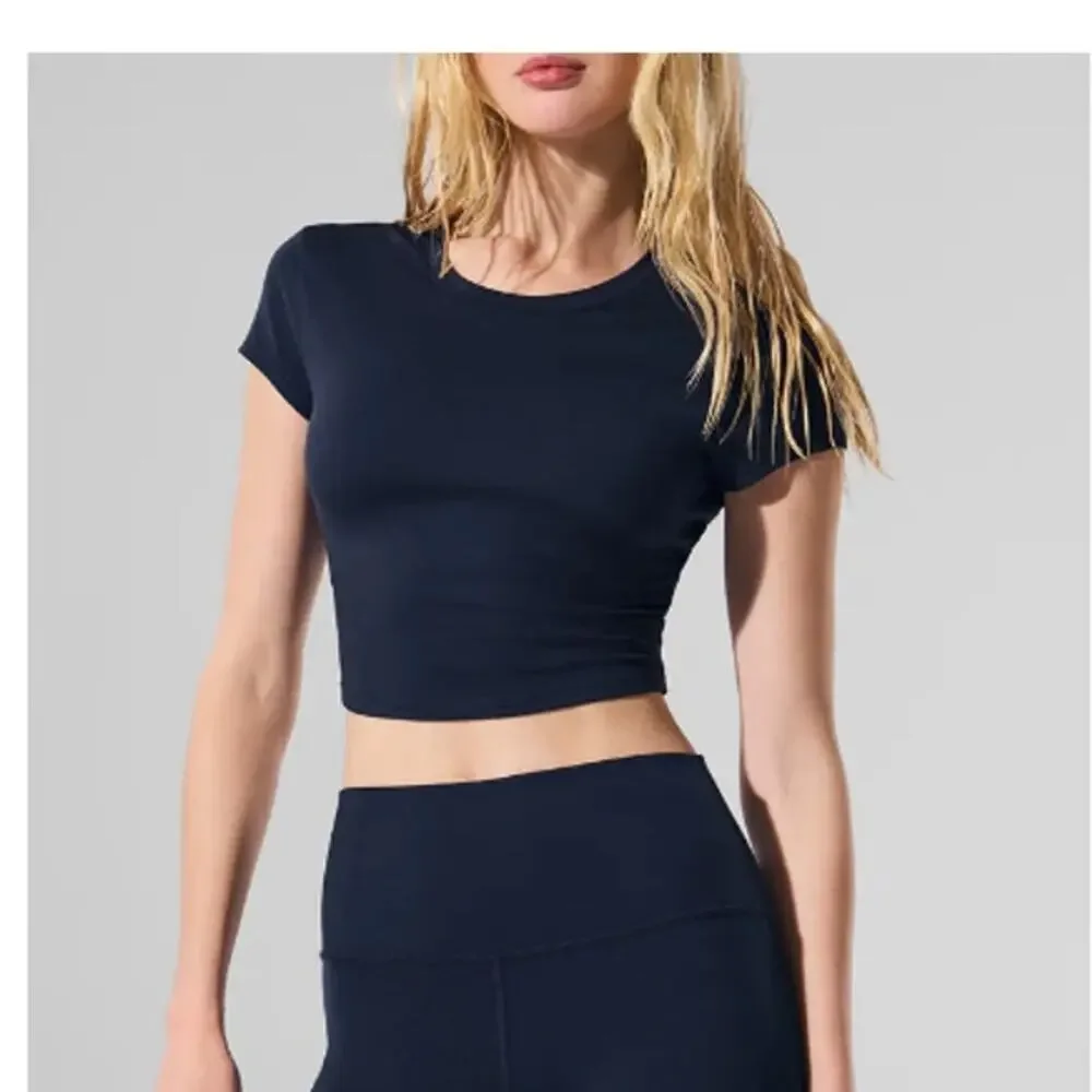 Alo Yoga Navy Alosoft Crop Finesse Short Sleeve Tee Size S